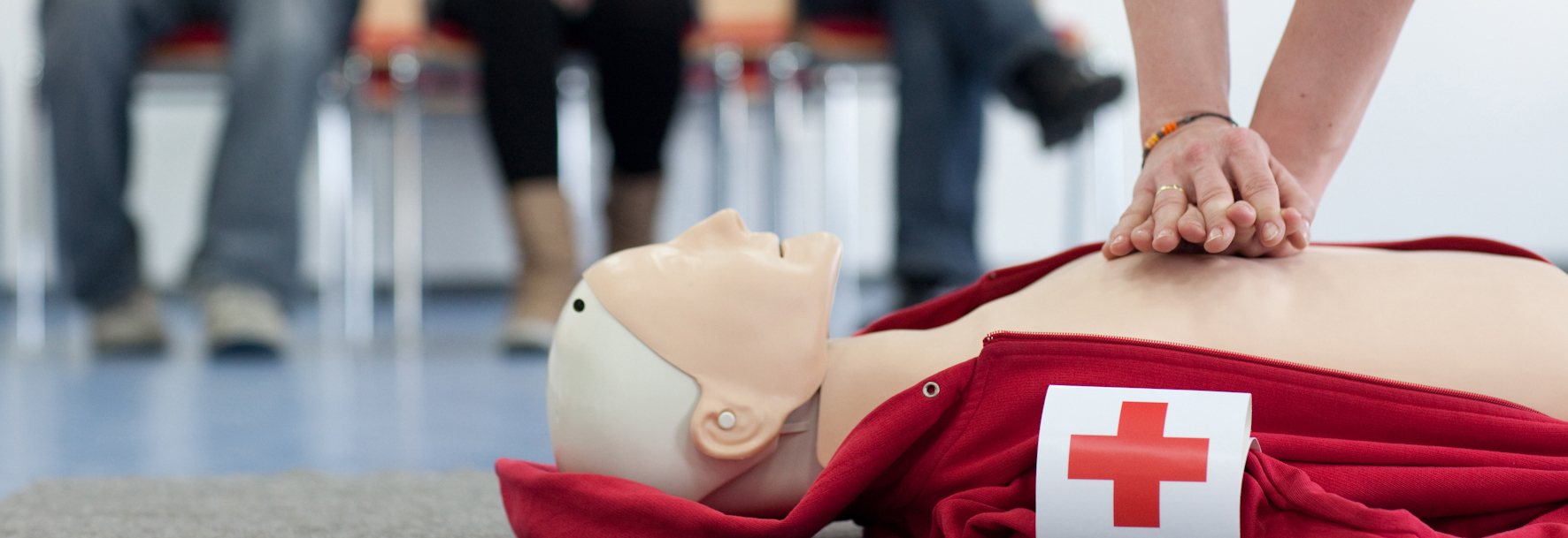 Demonstration Herz-Druck-Massage