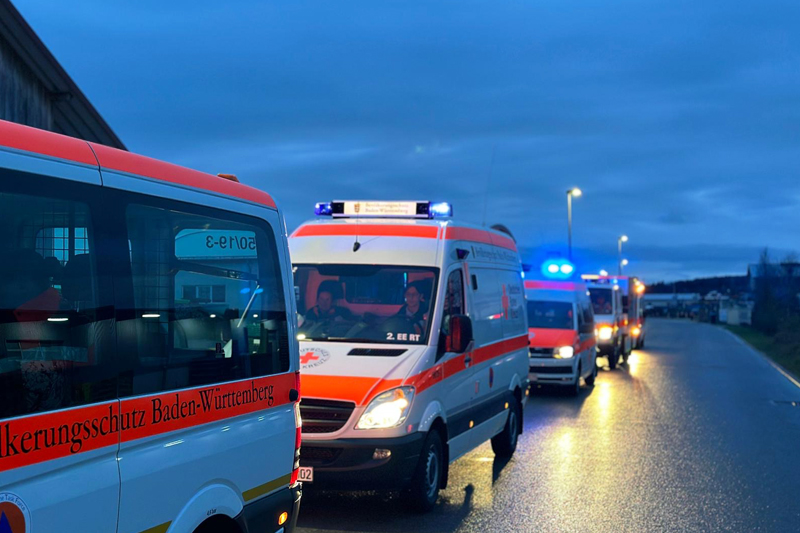 Die Einsatzeinheit 2 fährt im Verband.